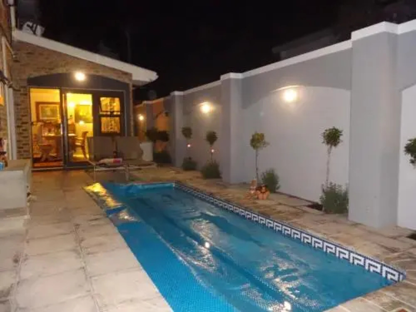 Oystercatcher Guest House