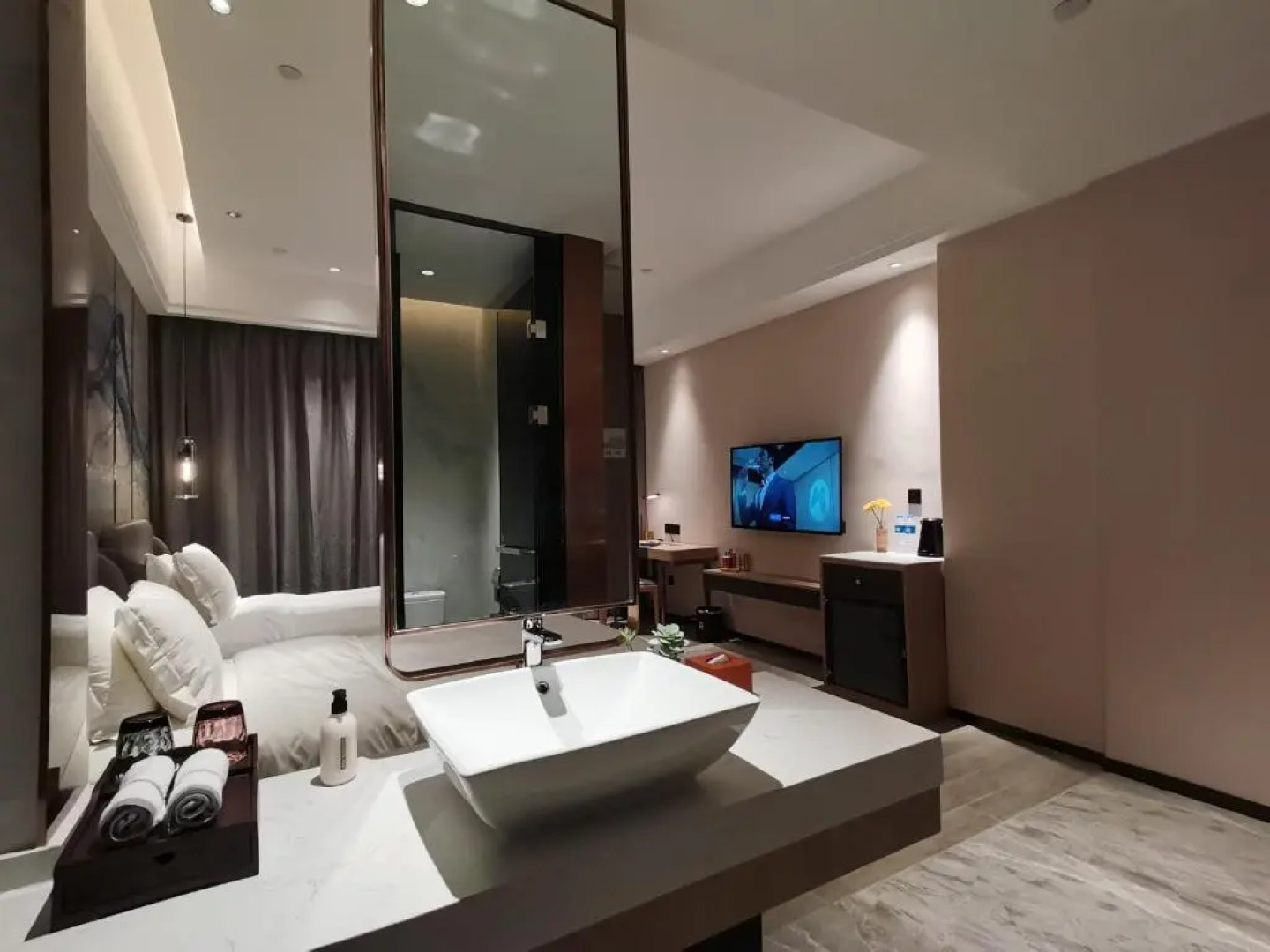 Paco Hotel Guangzhou Luogang Science City, Jinfeng Metro Station