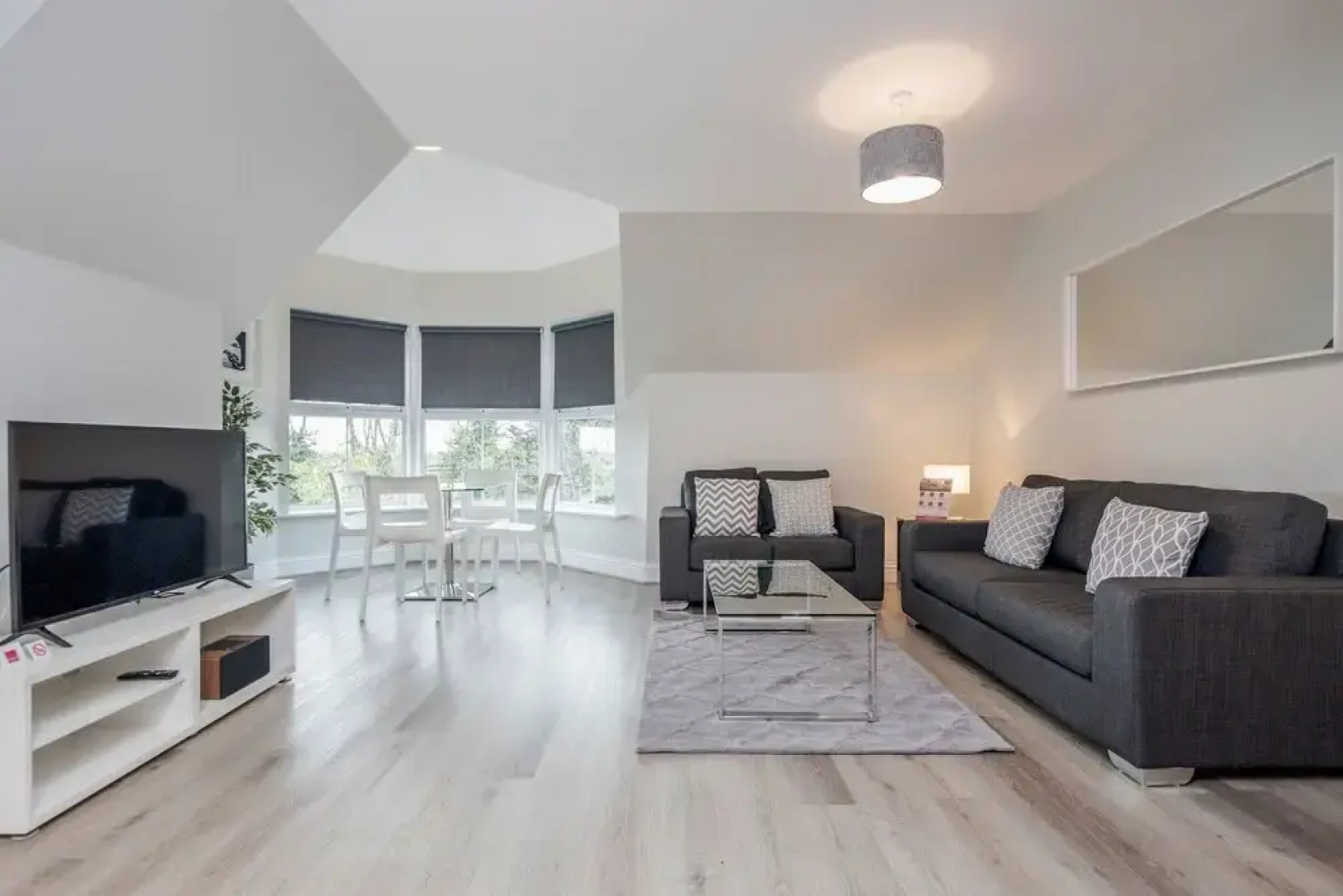 Roomspace Apartments -King Johns Place