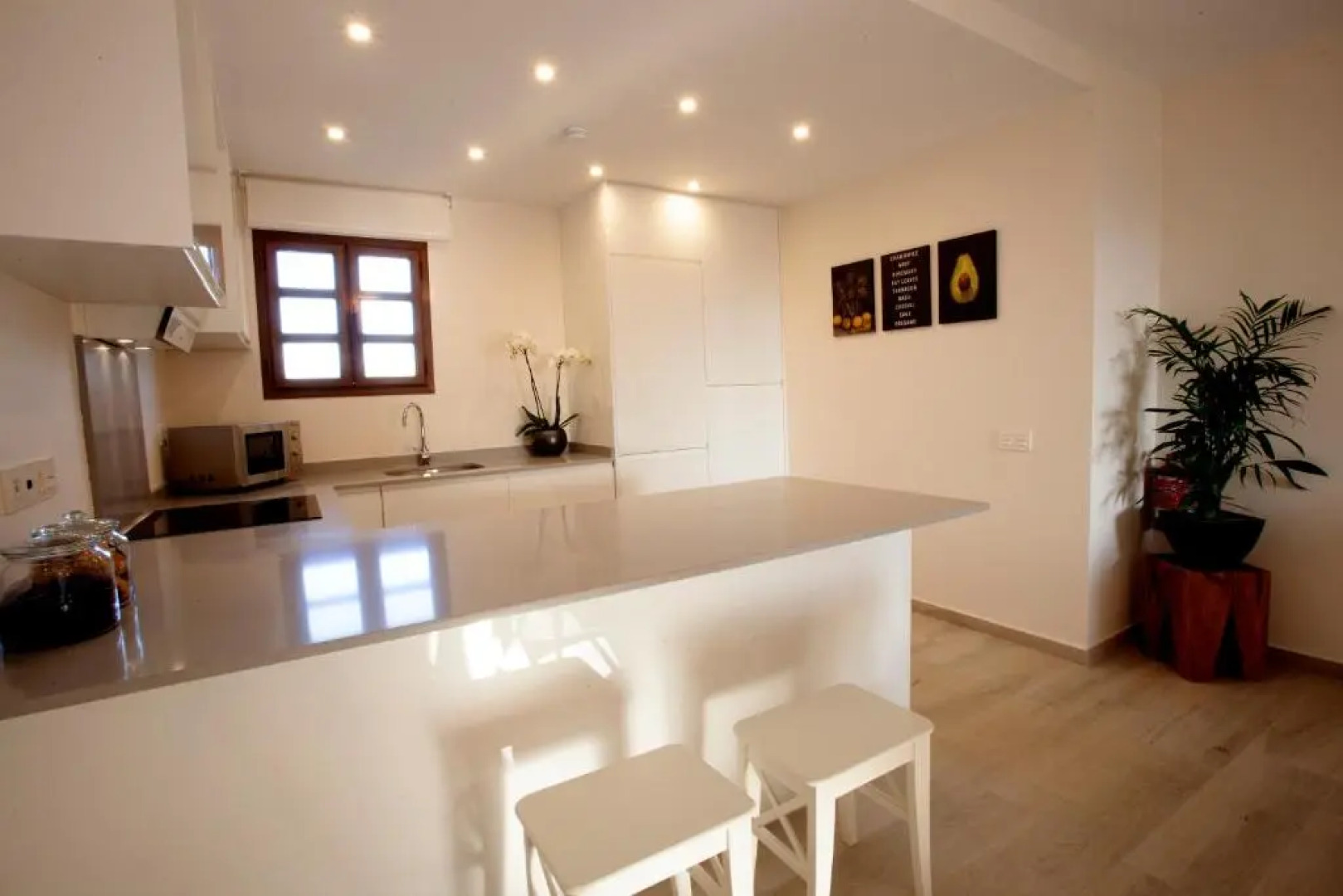 Desert Springs Apartment 354