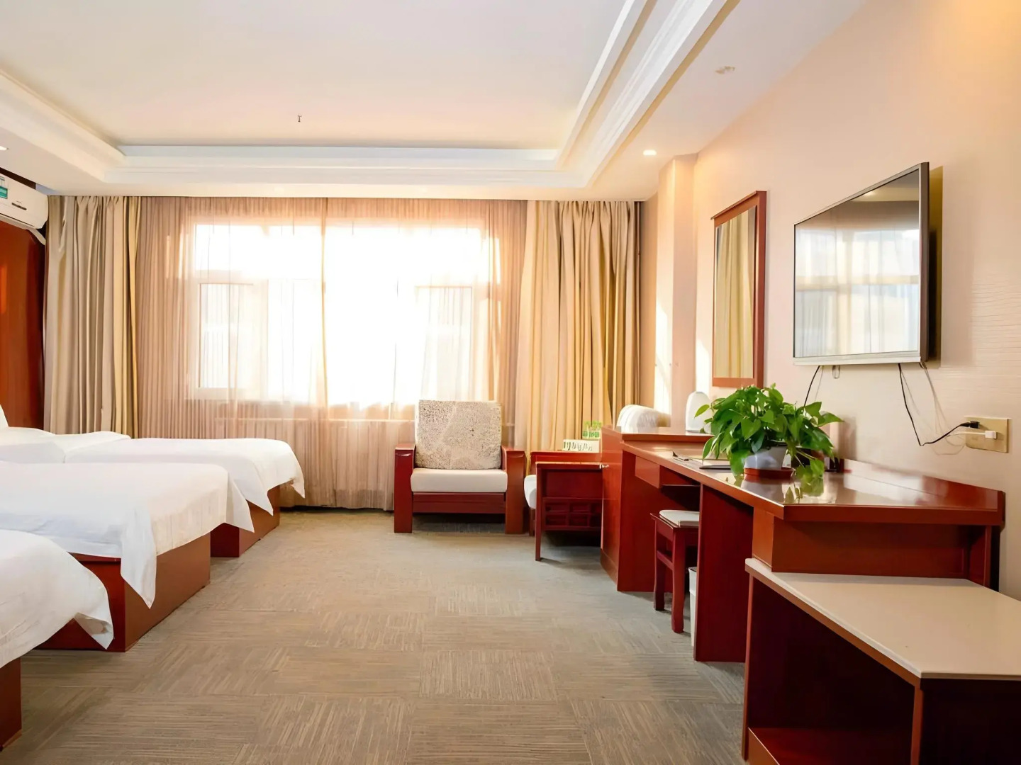 GreenTree Inn Lanzhou Yantan High-tech Zone Nanhe Road Business Hotel