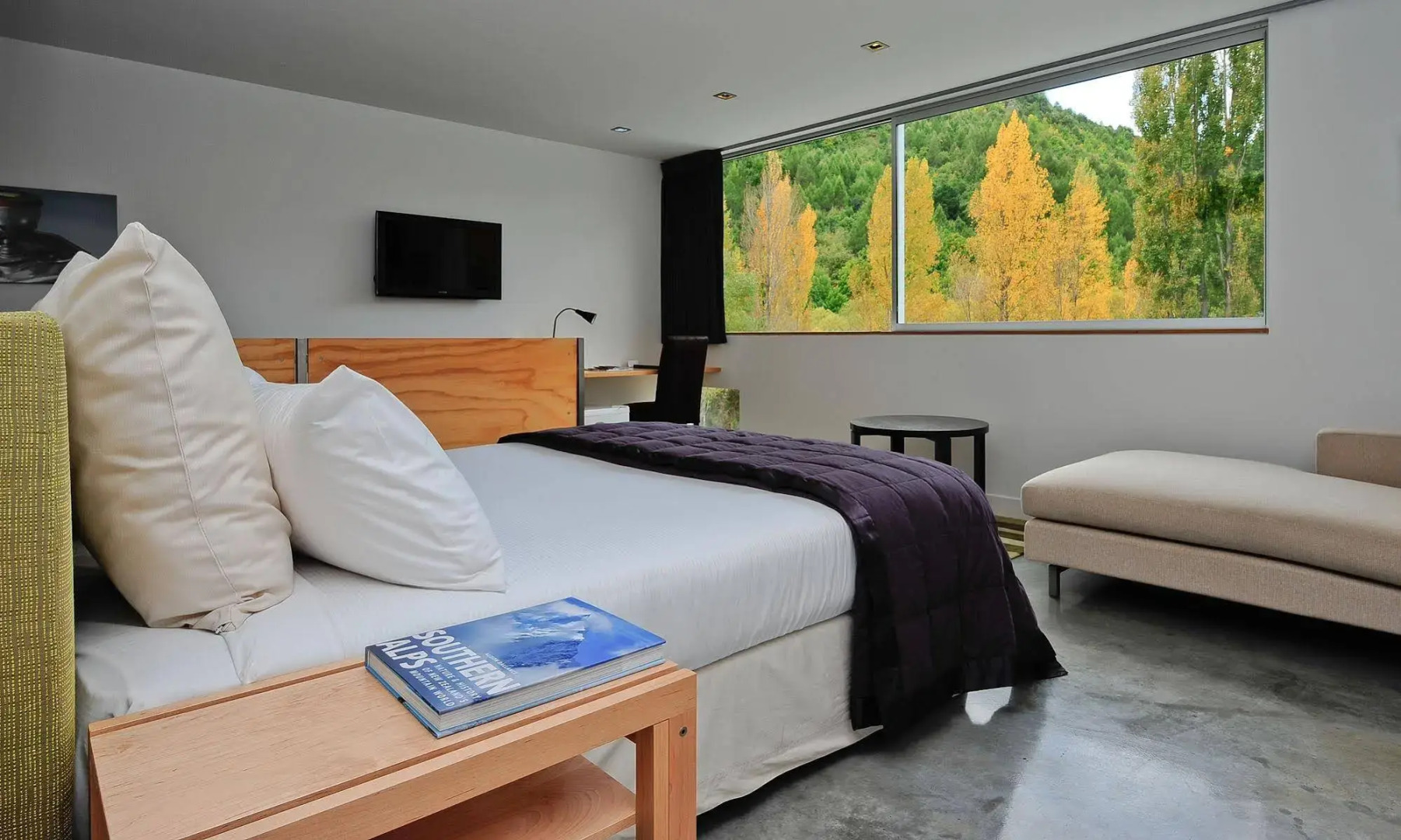 The Arrow Private Hotel