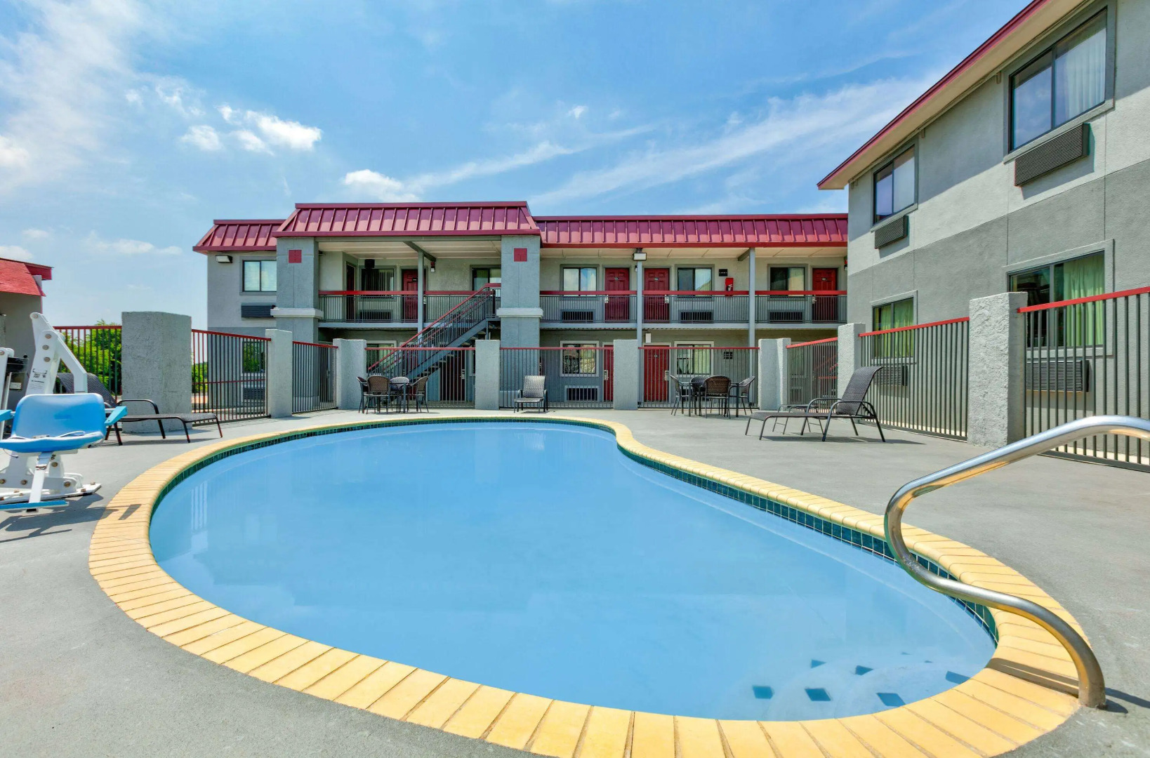 Super 8 by Wyndham New Braunfels I-35