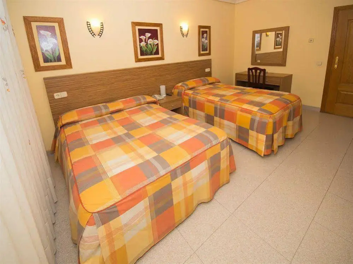 Hostal El Cruce