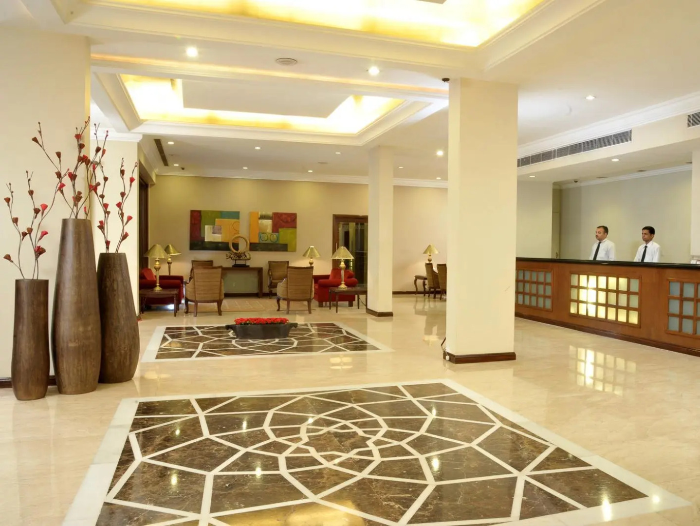 Hotel Express Towers