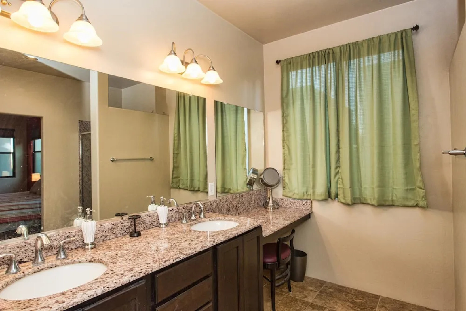 Heart of Tucson By Signature Vacation Rentals