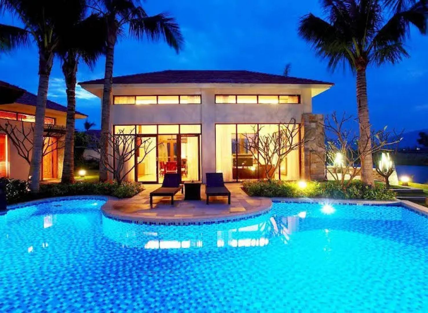 Xinglong Old Banyan Hotel