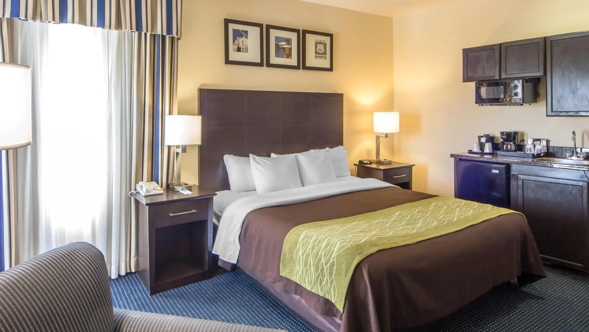 Quality Inn Tulsa - Downtown West