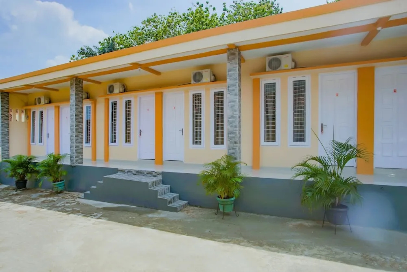 Wisma Bambu Syariah by  OYO Rooms