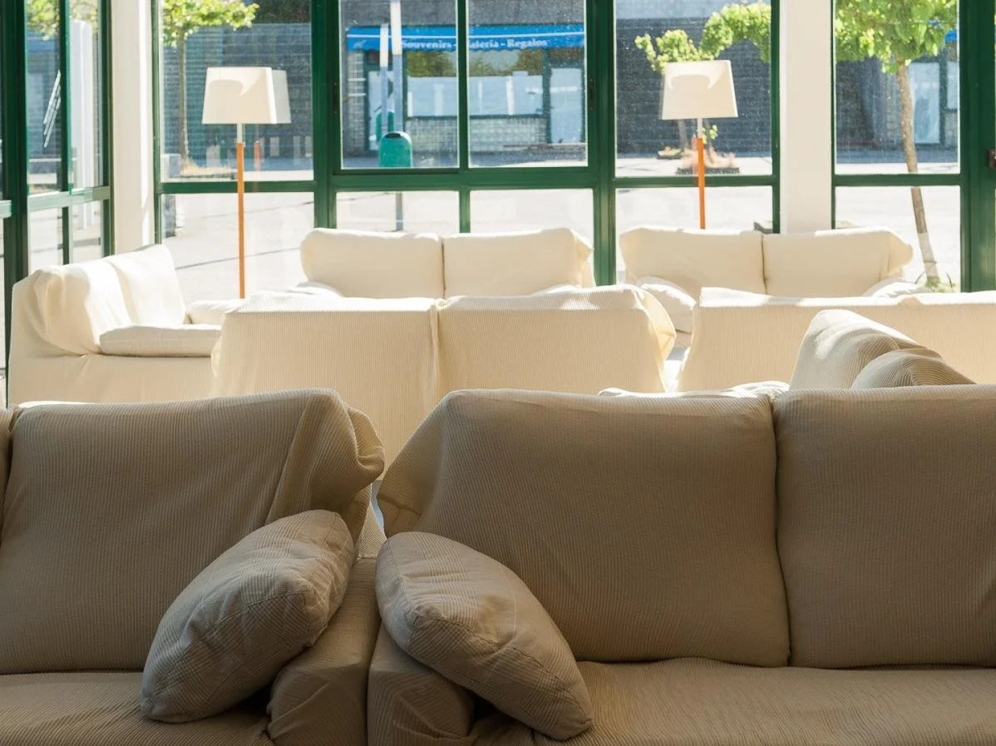 Hostel Monte Do Gozo