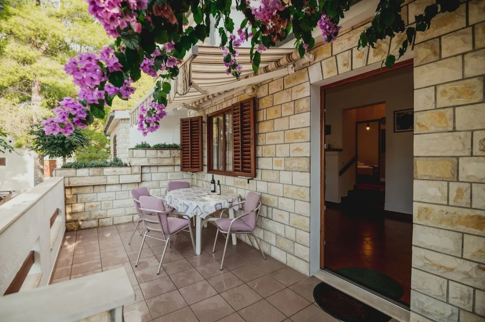 Apartments Antun