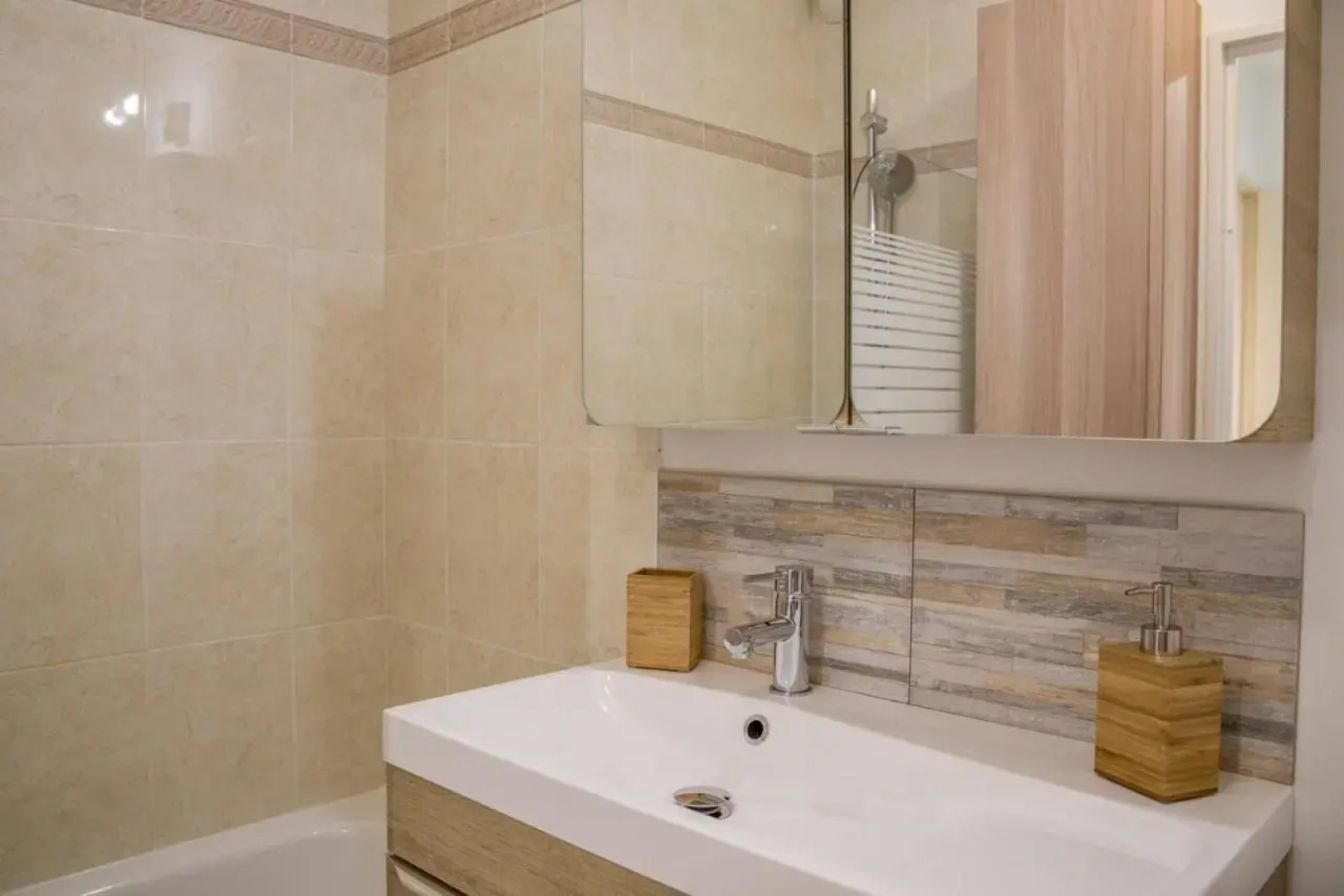 Petit nid douillet Décines