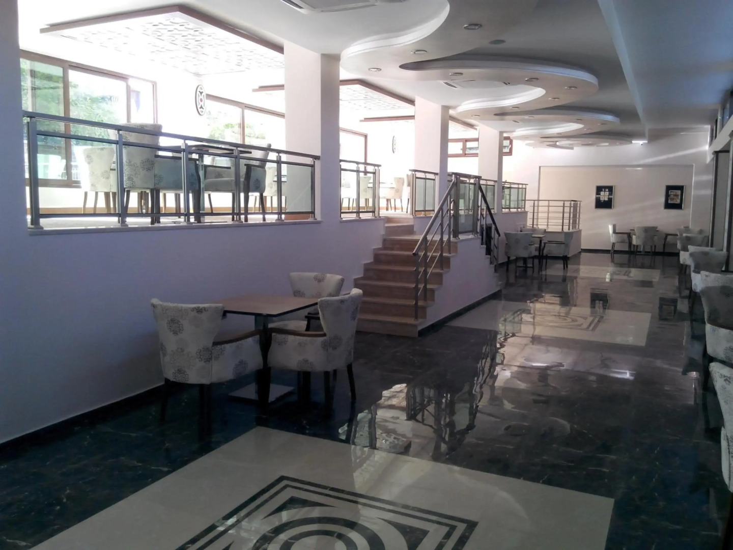 Malahit Exclusive City Hotel