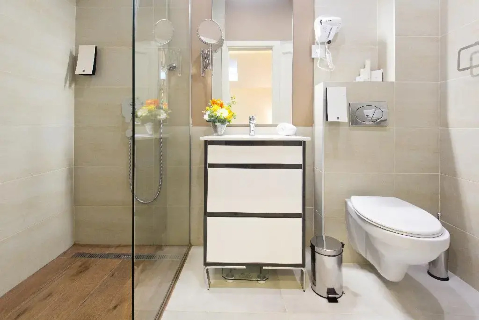 Отель Marquise Hotel