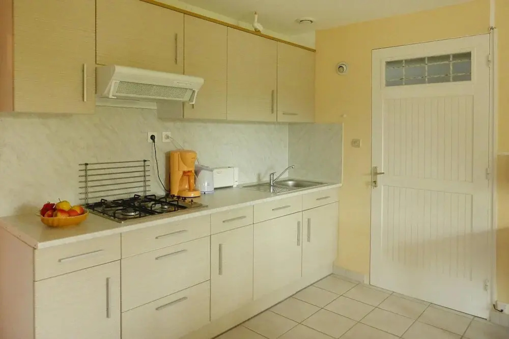 Nice Holiday Home Near the Beach, Hillion