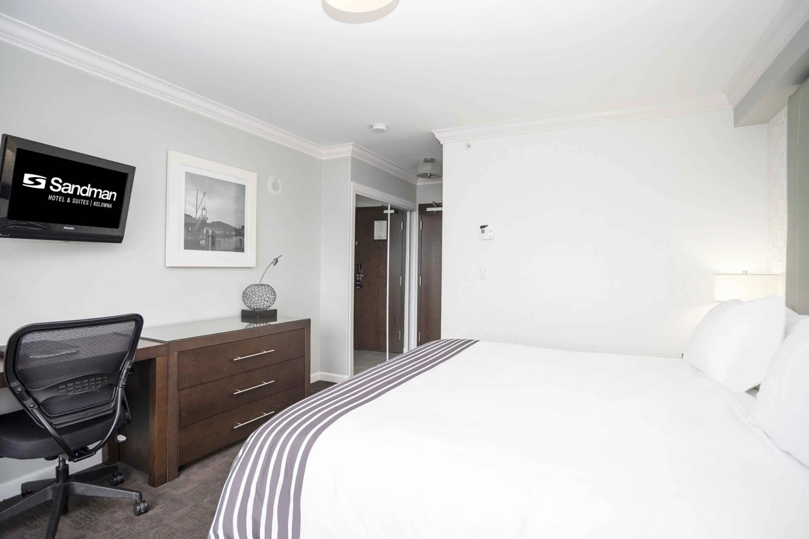 Sandman Hotel & Suites Kelowna