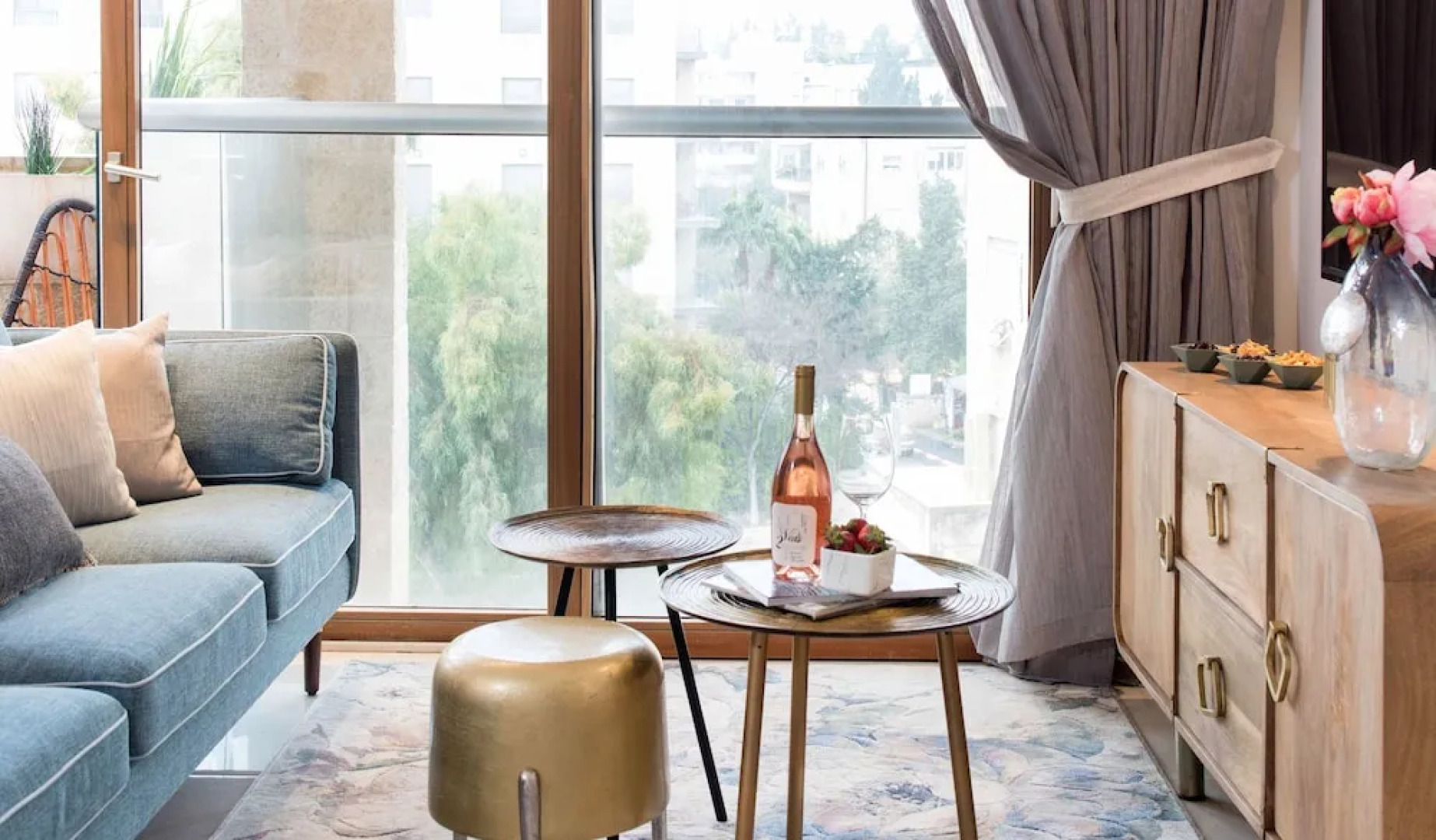 Sweet Inn Apartments- King David Crown