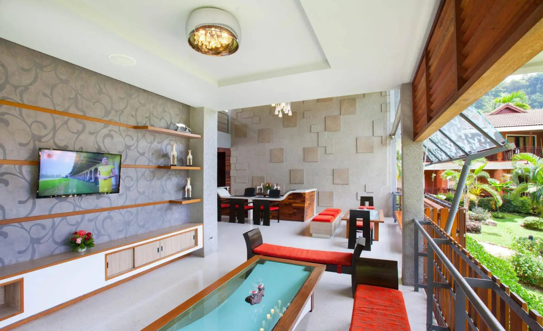 Khaolak Bay Front Resort