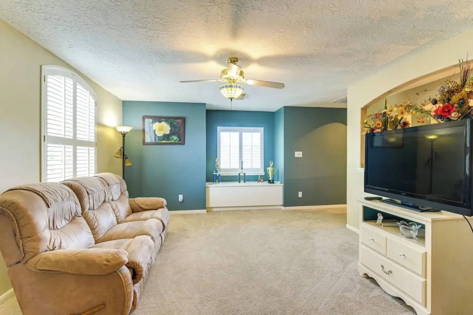 Patio, BBQ & Yard: Family Retreat in Pearland