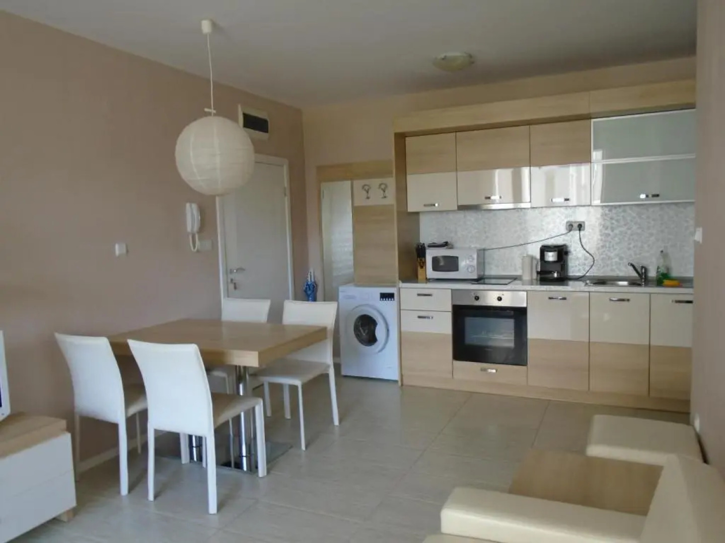 Nedev's Apartments in Kavatsi Area