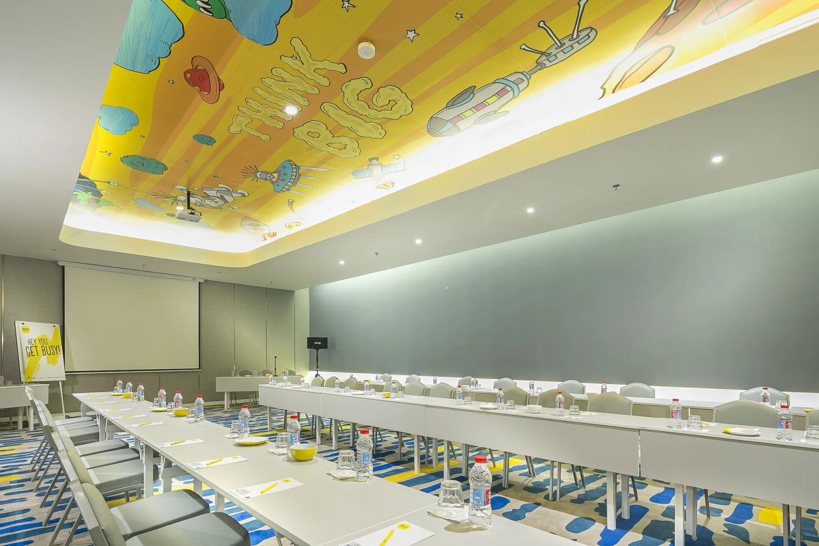 YELLO Hotel Harmoni Jakarta