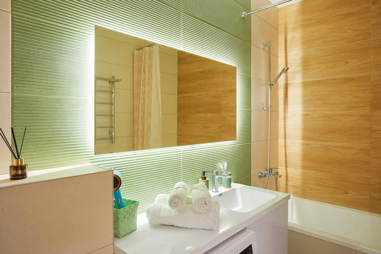 Спите как дома на улице Игоря Киртбая 28