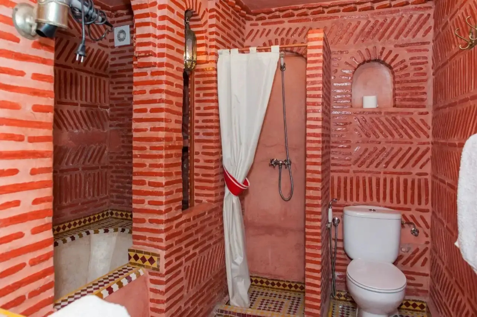 Riad Borj Dar Lamane
