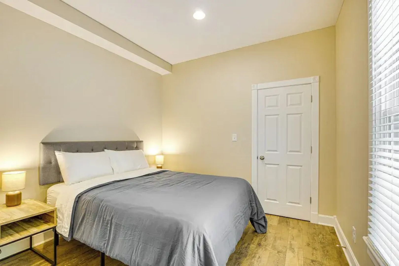 Walk Downtown: Historic Home in Excelsior Springs