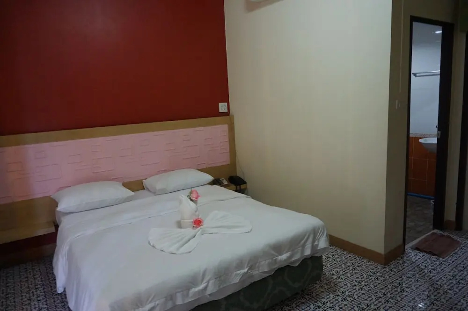 The Loom Resort Thung Song