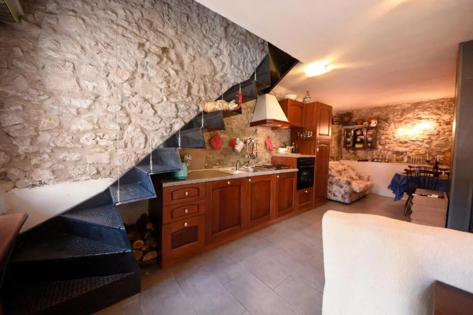 Stone House in Majella Park