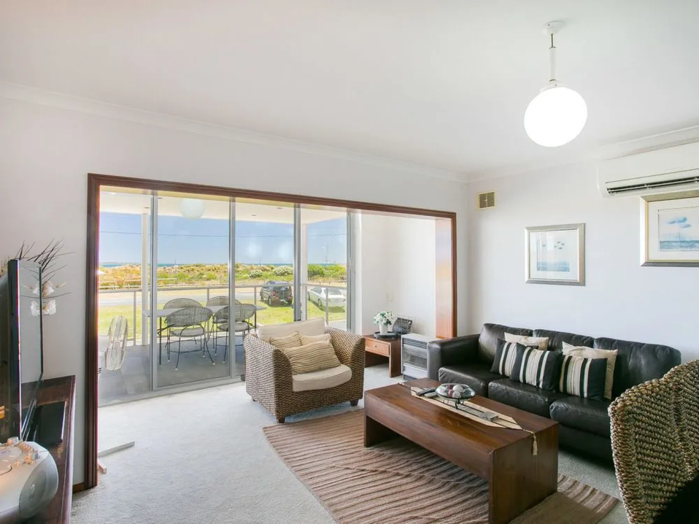 Beach Rd Villas by Rockingham Apartments