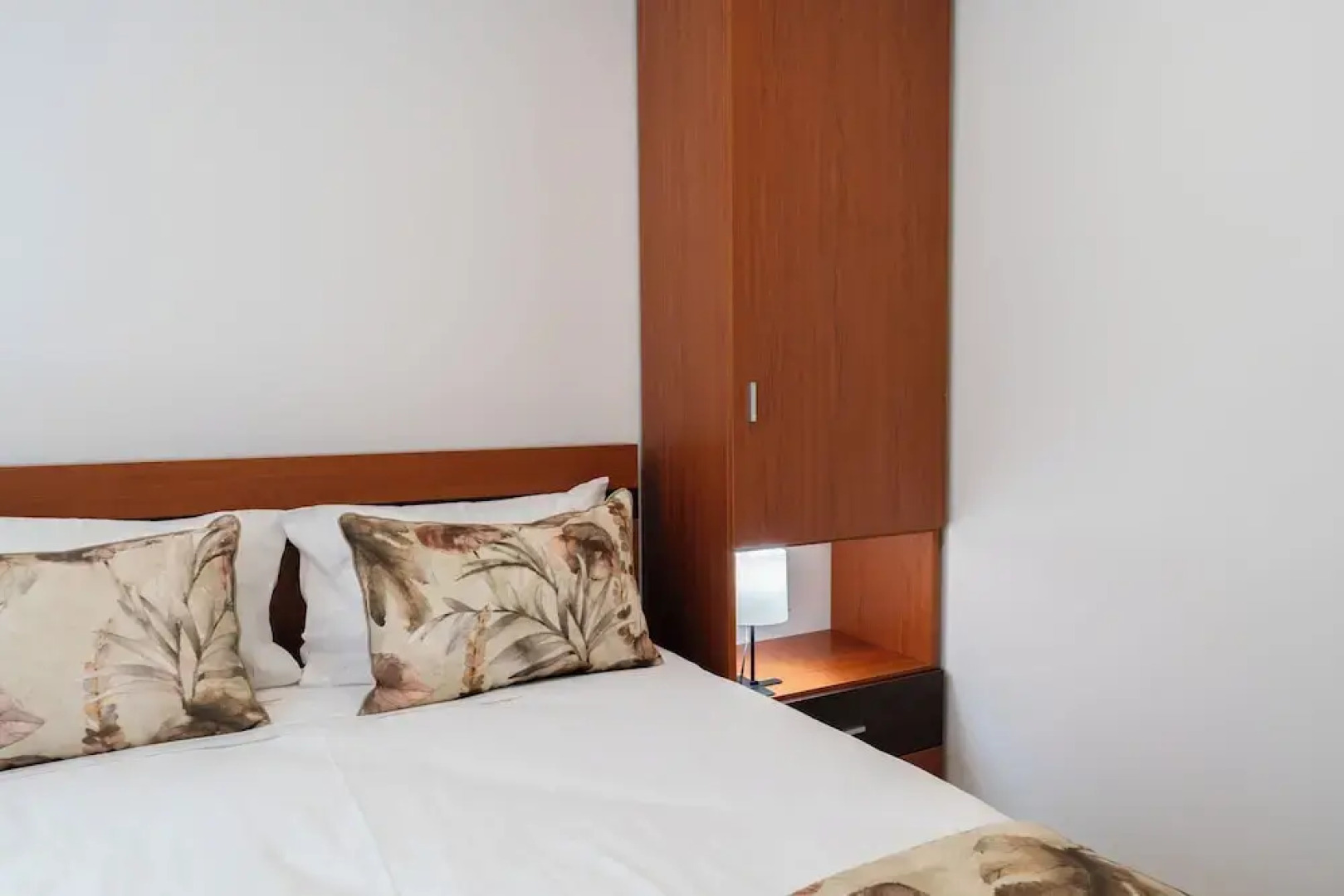 Casa Petisqueira 54 Paredes -Oporto