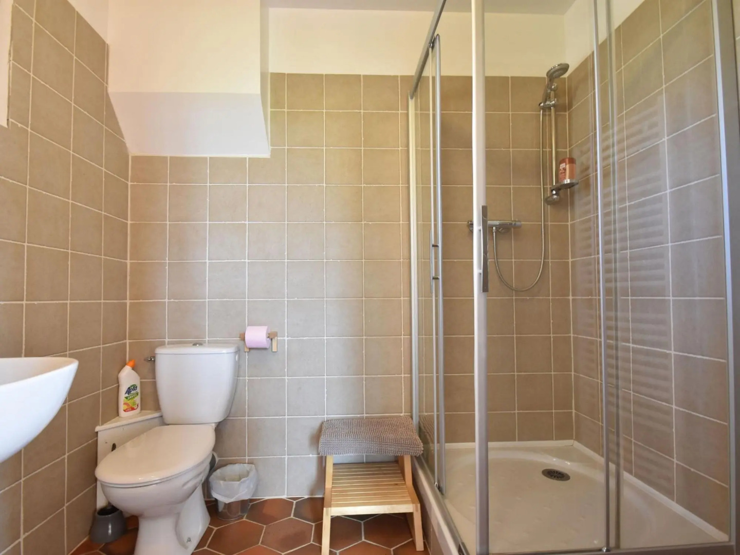 Tasteful Holiday Home in Sormery With Swimming Pool