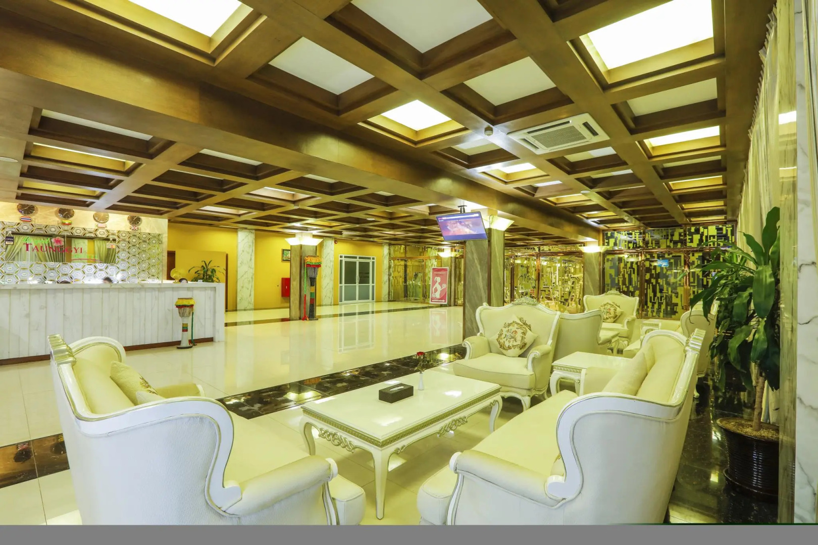 Royal Taunggyi Hotel