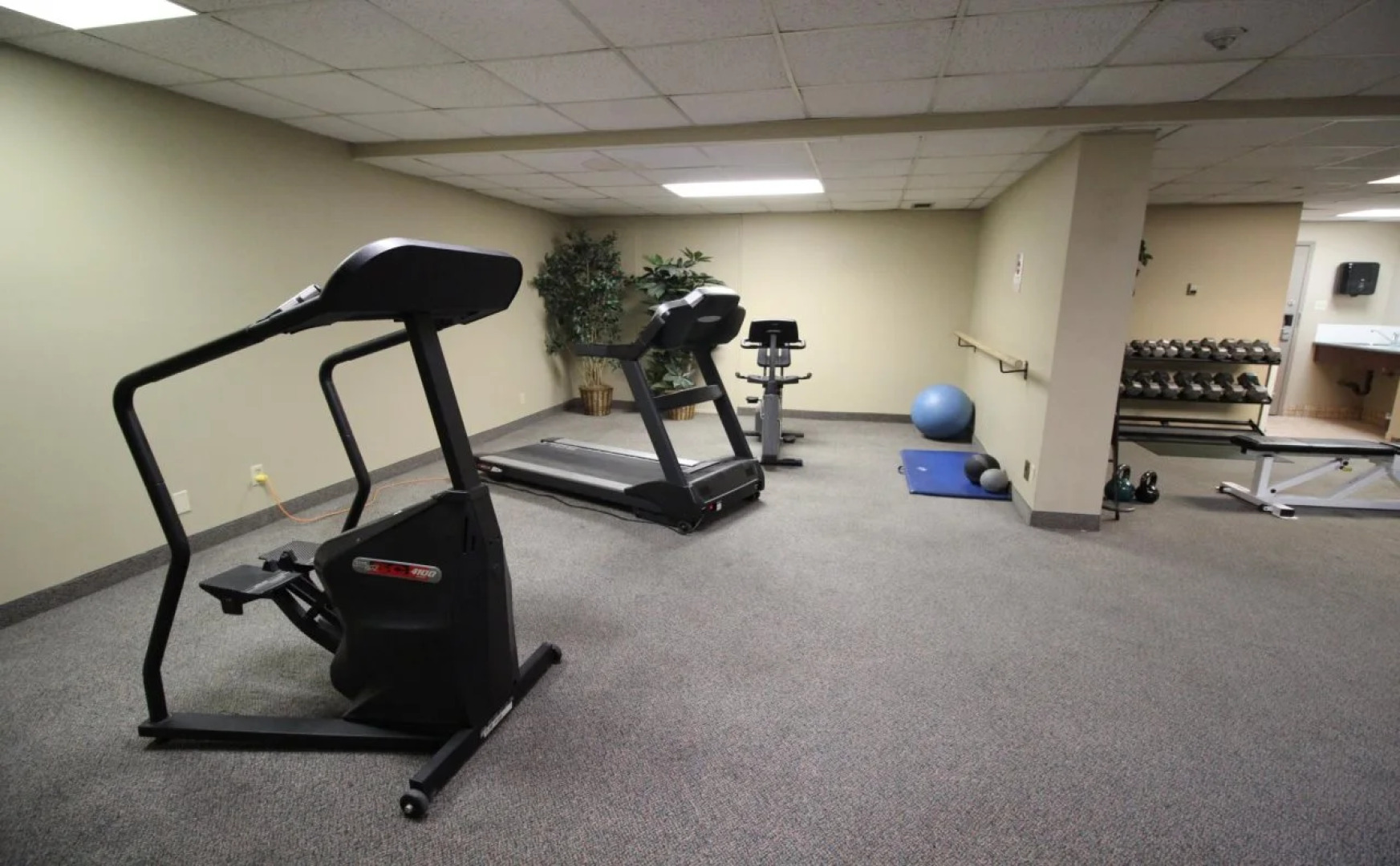 Tunnel Mountain Resort