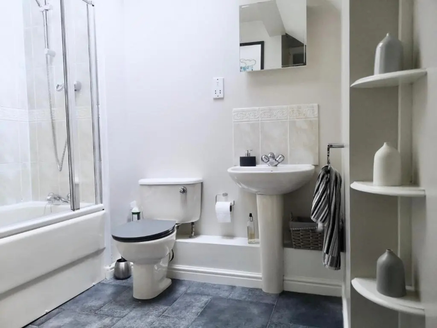 Switchback Stays Marina Apartments