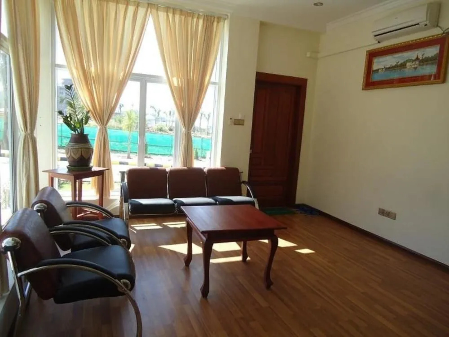 Hsaung Thazin Hotel Nay Pyi Taw