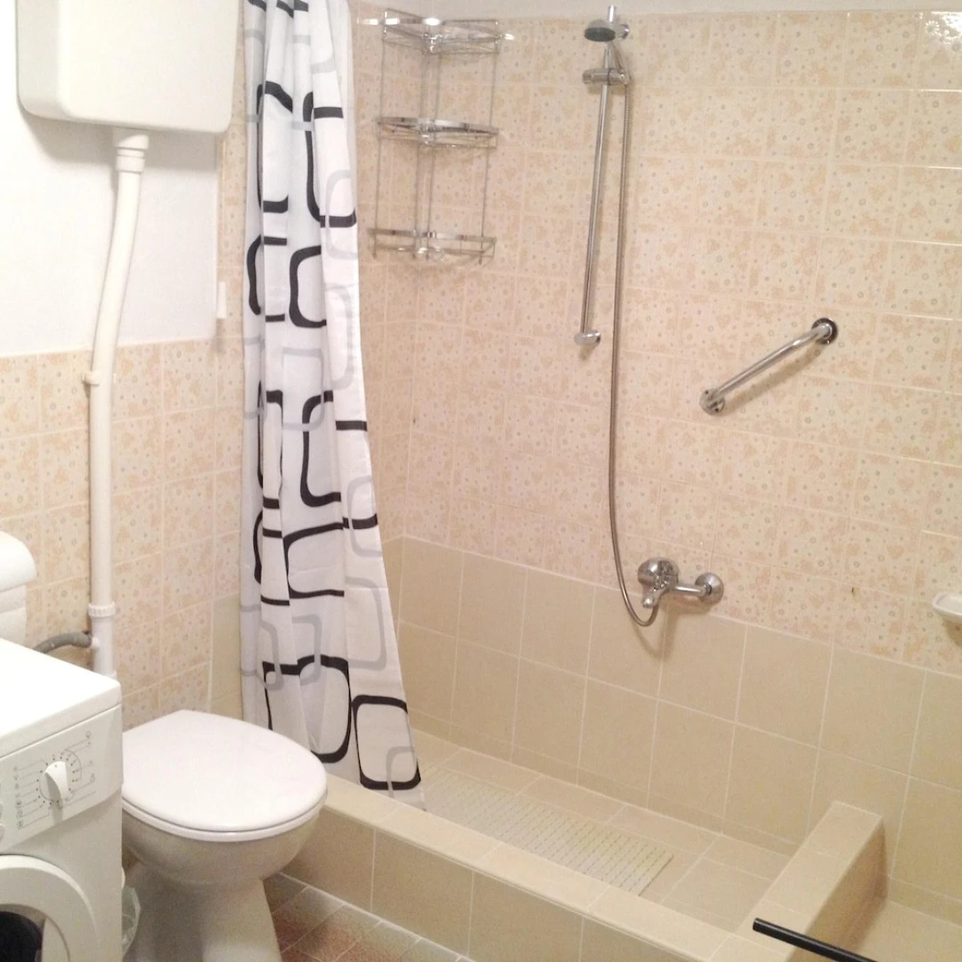 House With 3 Bedrooms in Sveti Jakov, With Wonderful Mountain View, En