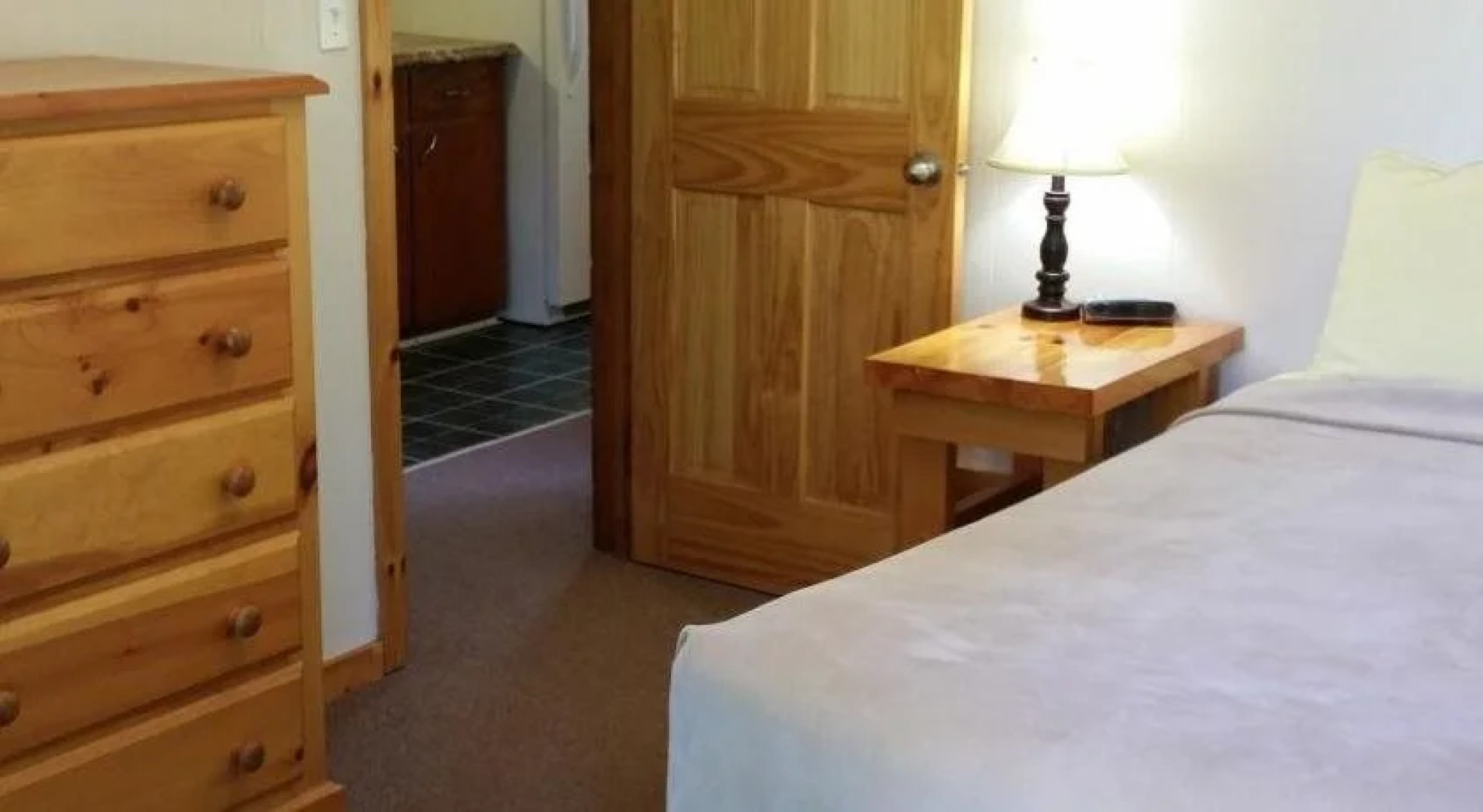 Logging Chain Lodge Cottages