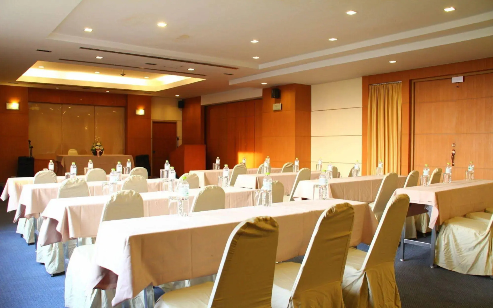 Mike Beach Resort Pattaya - SHA