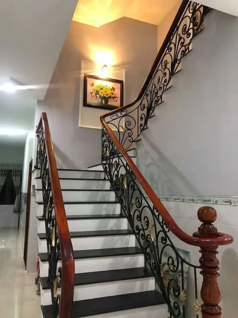 Khách Sạn Bảy Tâm - Khách Sạn Gần Dinh Thầy Thím