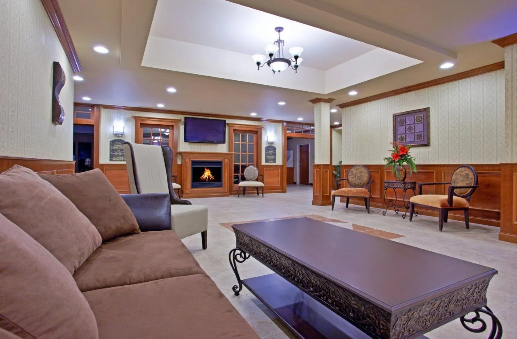 Holiday Inn Express Hotels and Suites Dayton North Tipp City by IHG