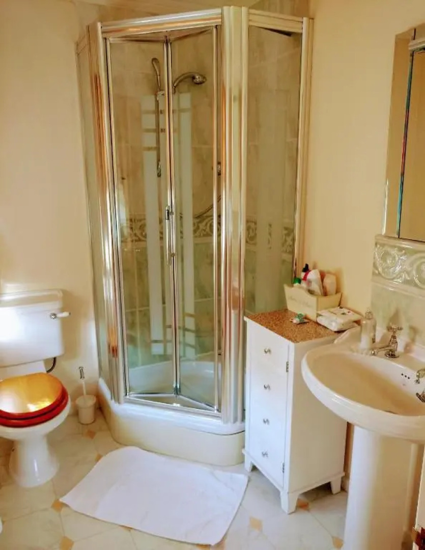 Grove House Bed  Breakfast