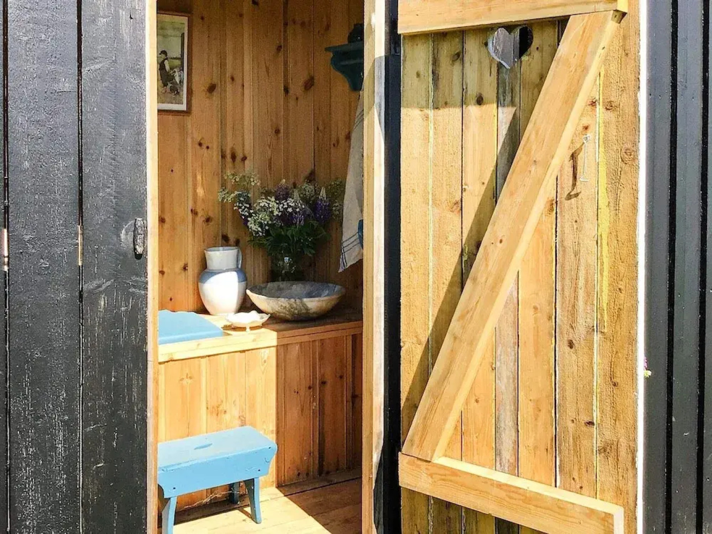 Country Cottage Near Ullared