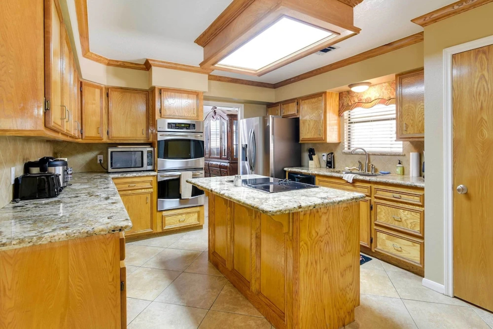 Expansive Texas City Retreat ~ 16 Mi to Galveston!