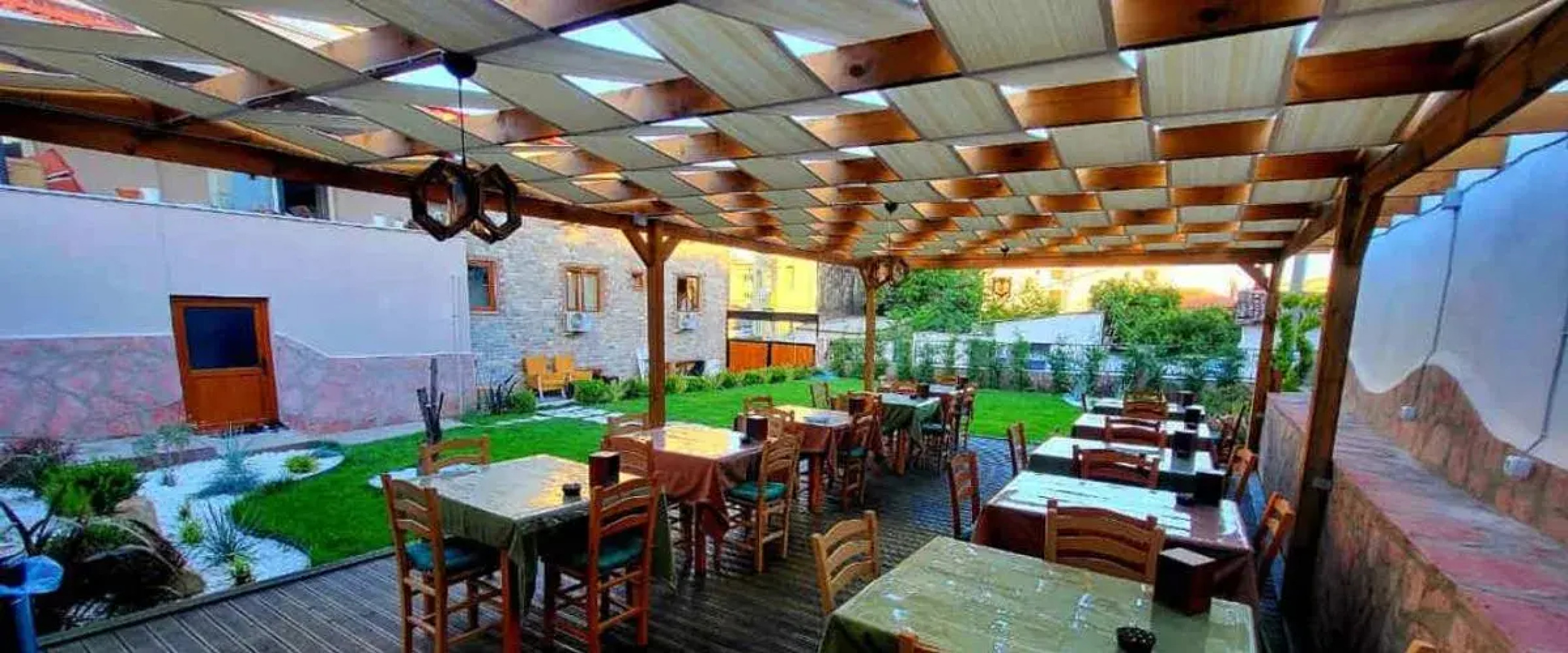 Gai̇a Taş Konak Geyi̇kli̇