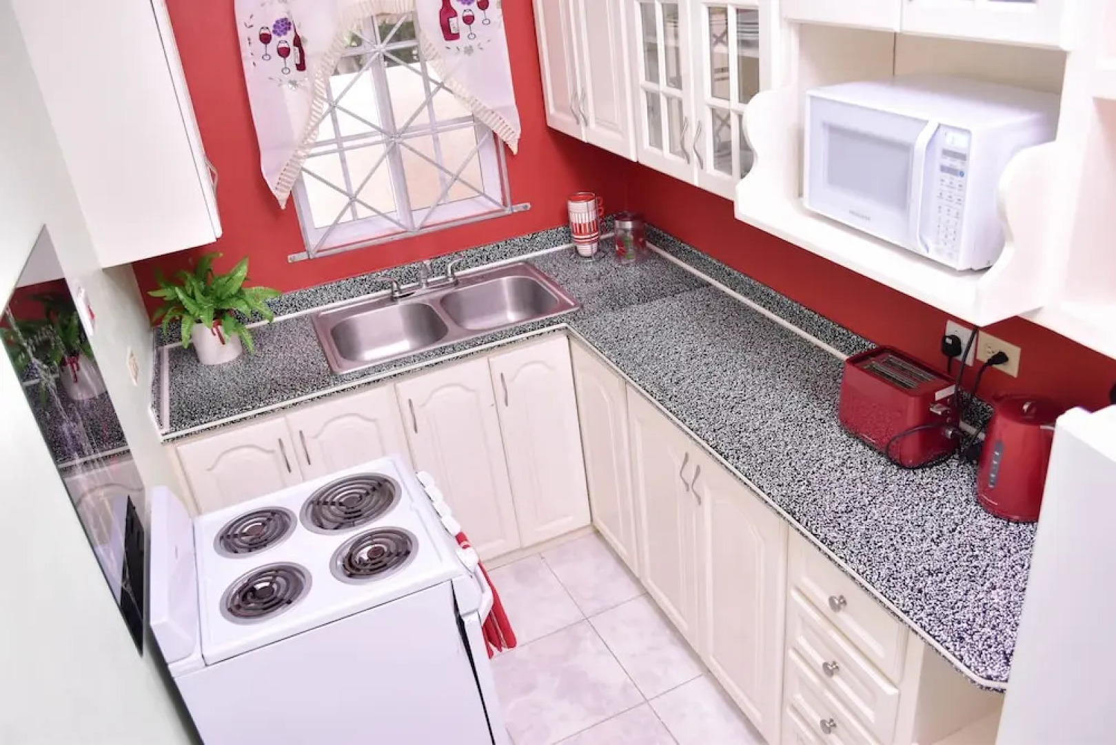 Delux Caribbean Estate Guest Apartment