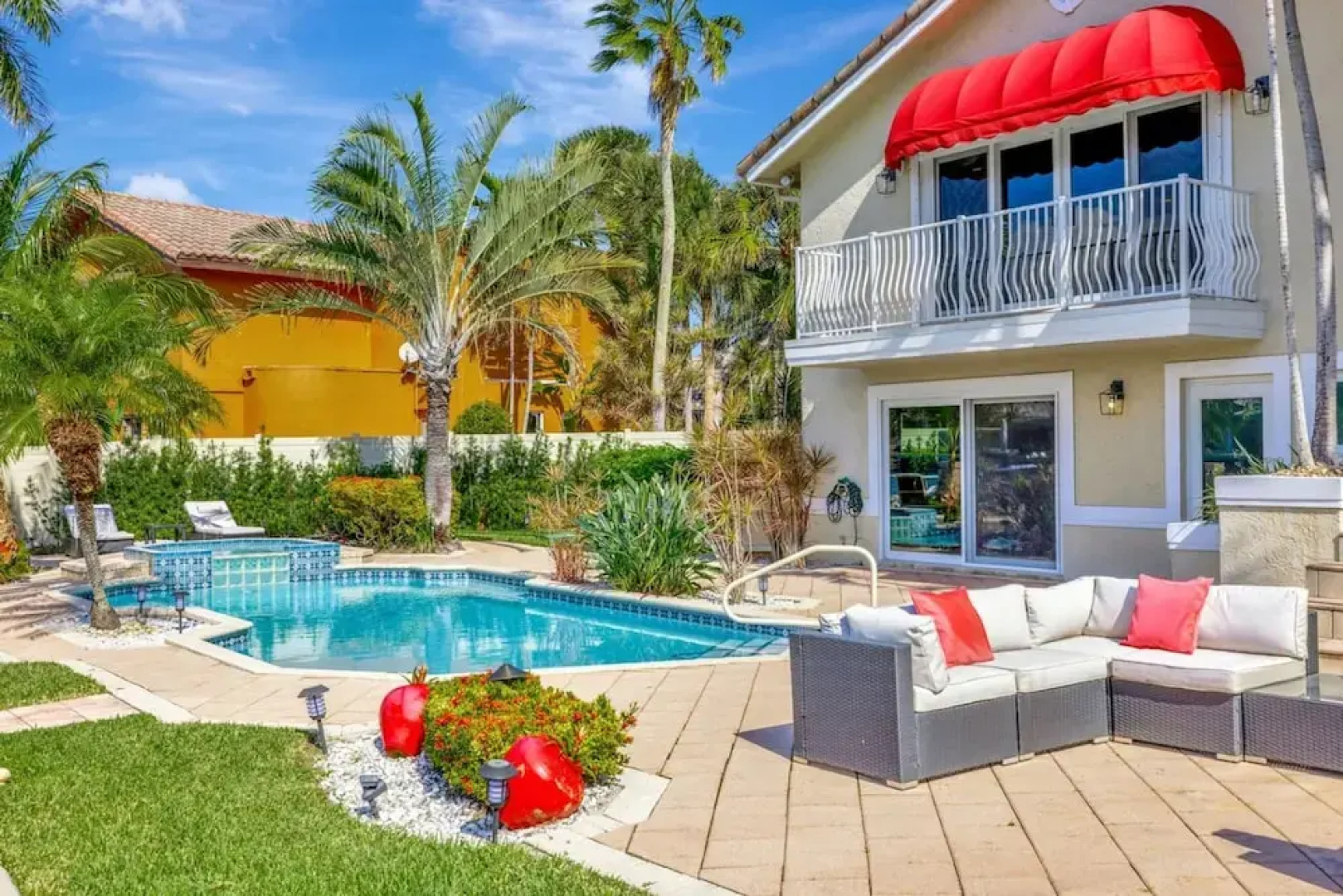 Serenity Villa Water Front