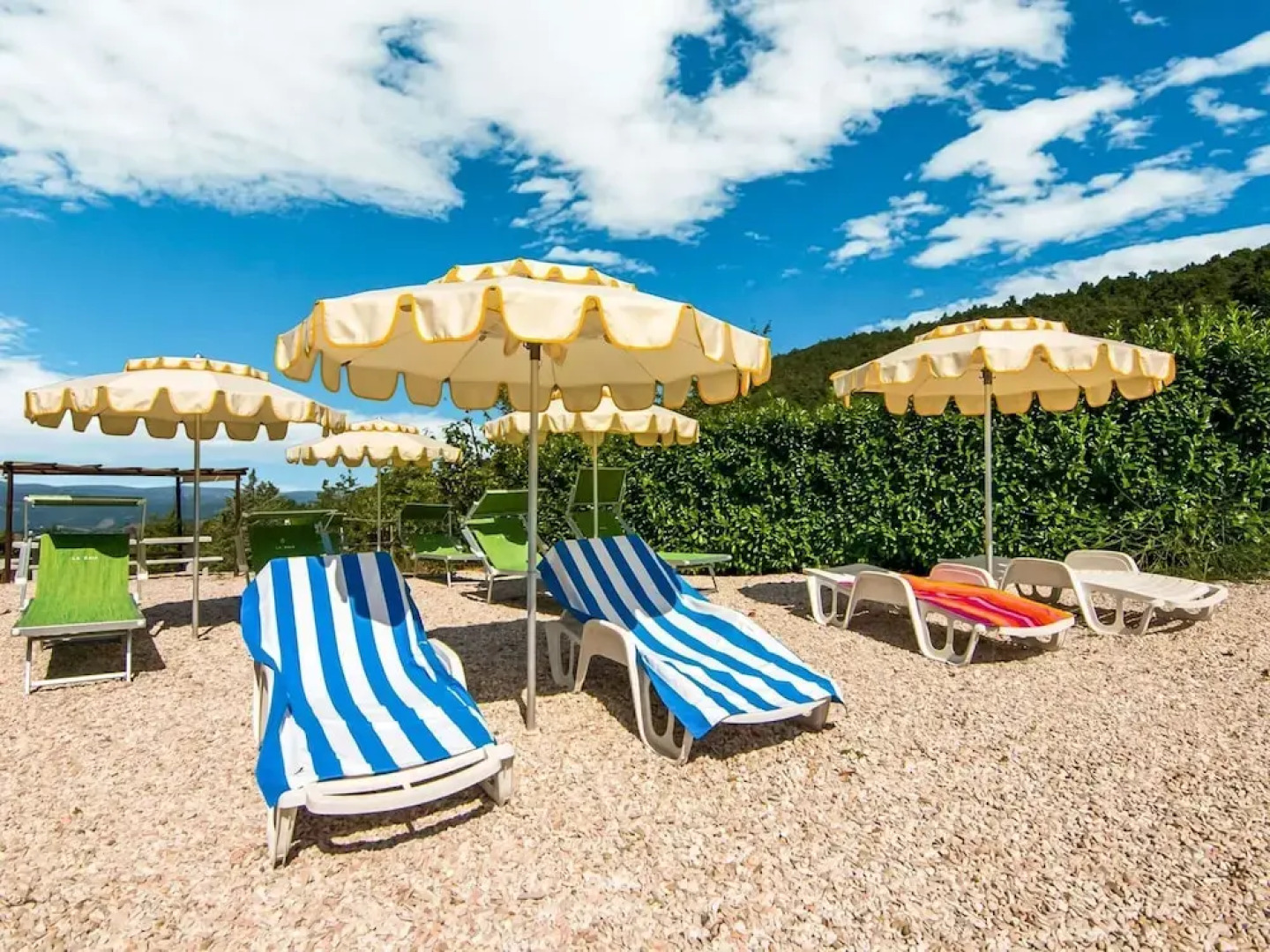 Panoramic Countryside Home