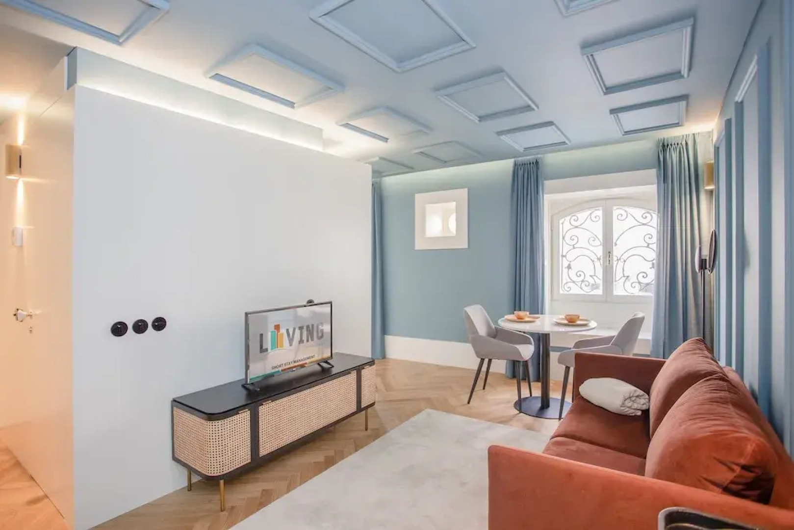 Ribeira Old Town Charming Flat w/ AC by LovelyStay